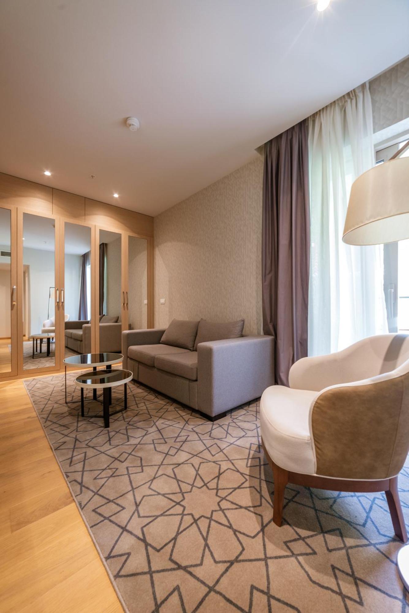 Hotel Imperial Conference & Spa Budva Buitenkant foto