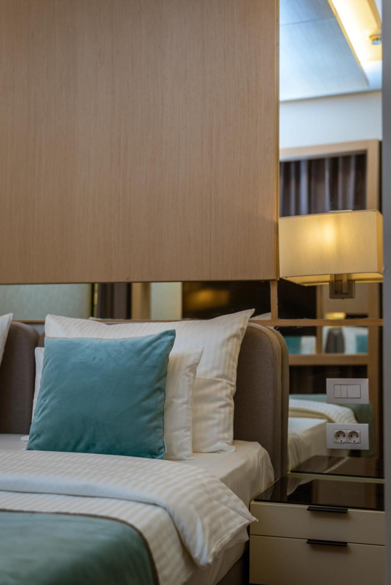 Hotel Imperial Conference & Spa Budva Buitenkant foto