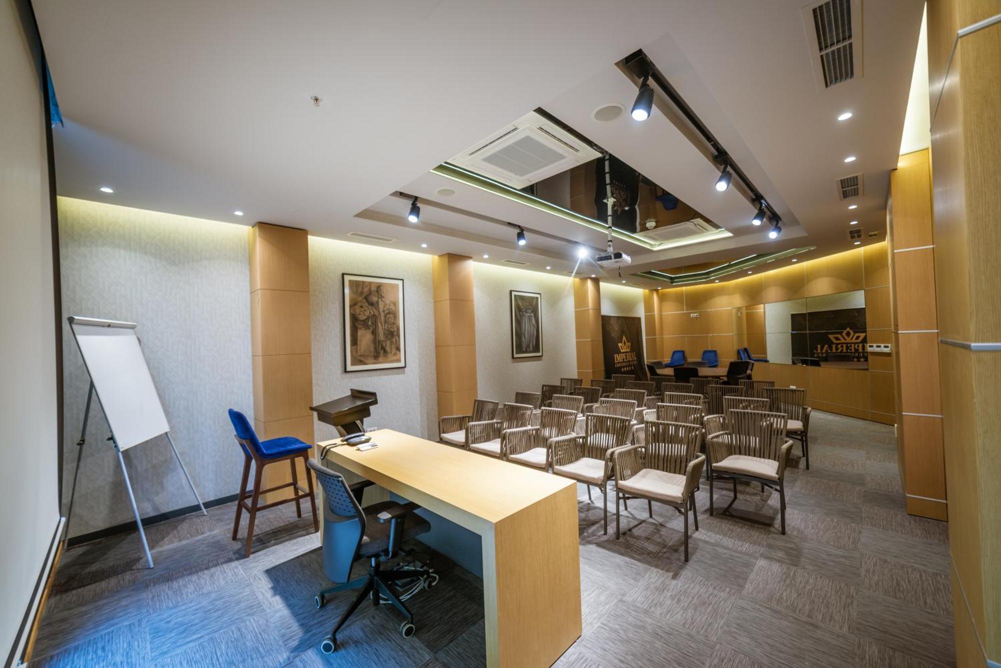 Hotel Imperial Conference & Spa Budva Buitenkant foto
