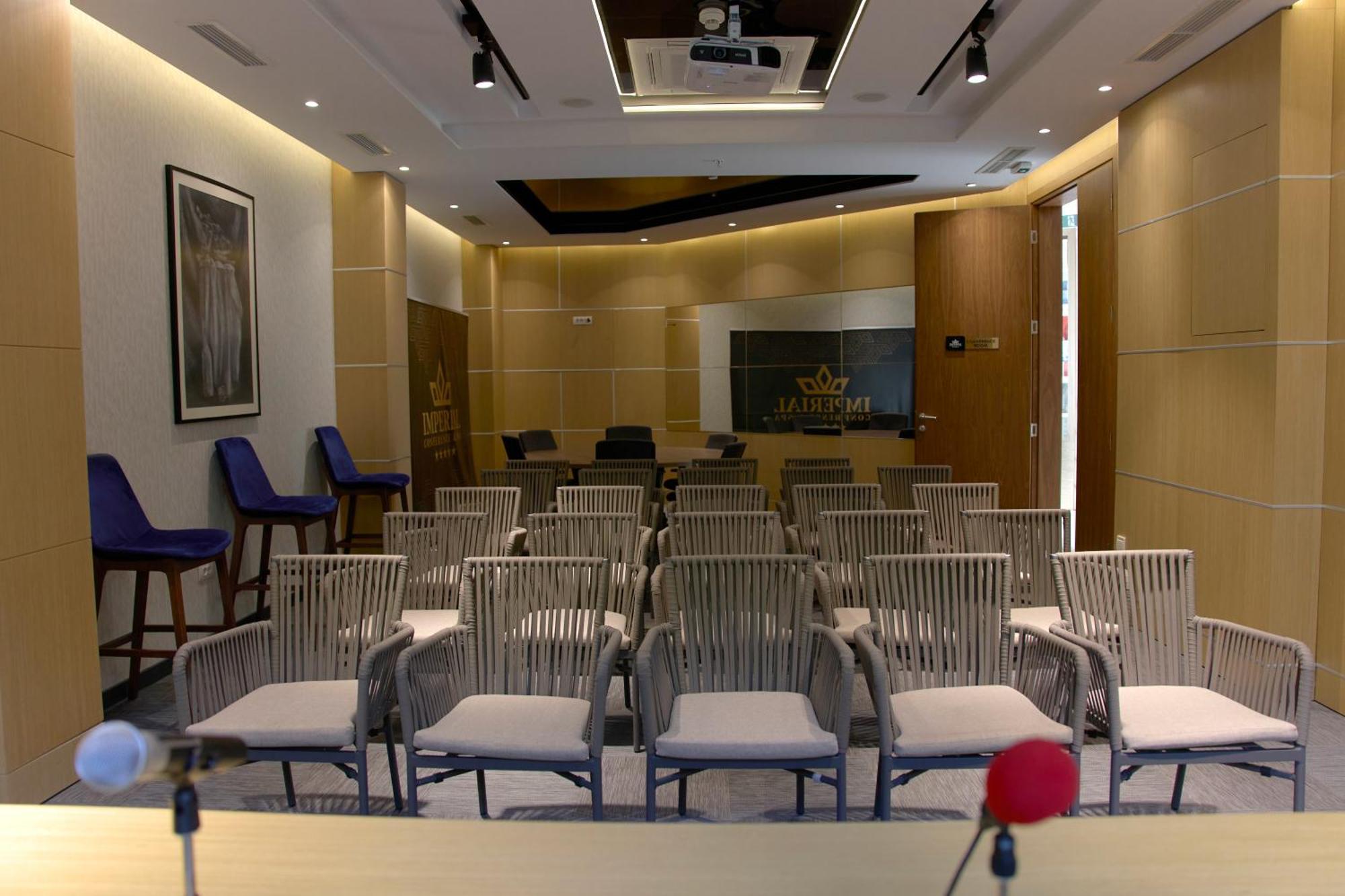 Hotel Imperial Conference & Spa Budva Buitenkant foto